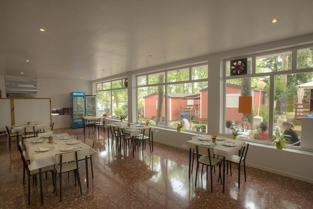 Camping Cachadelos Hotell Sanxenxo Exteriör bild
