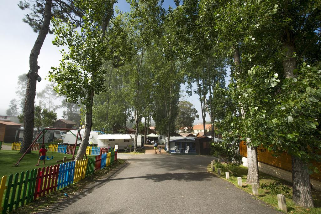 Camping Cachadelos Hotell Sanxenxo Exteriör bild